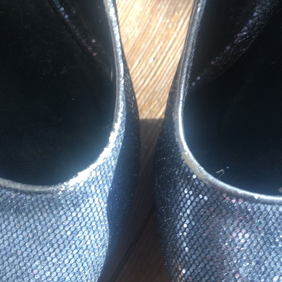 Just Fab Silver sparkle high heels in great condition! Size US 7 1/2 - Picture 4 of 7